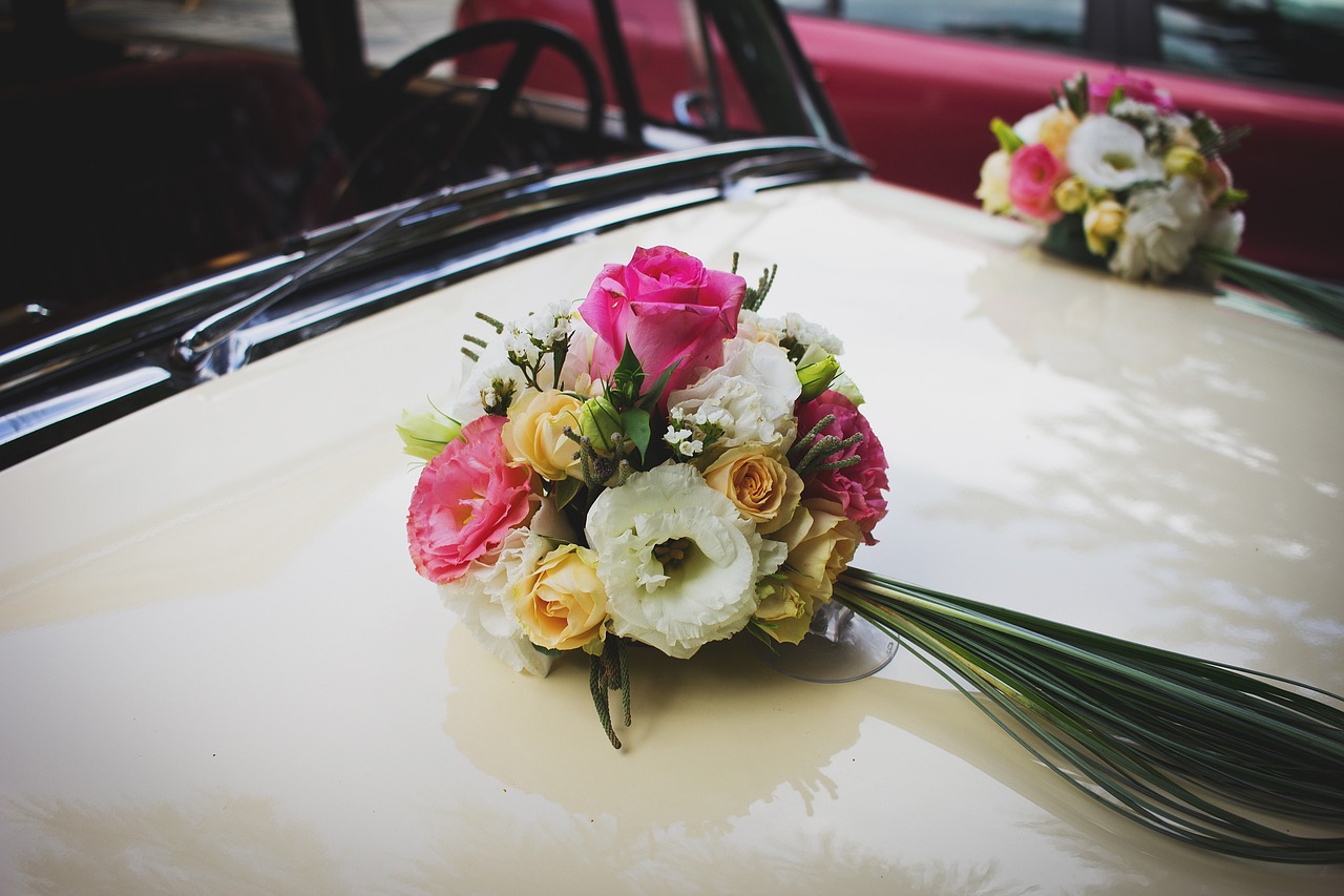 Quelles sont les meilleures idées pour décorer votre voiture de mariage ?